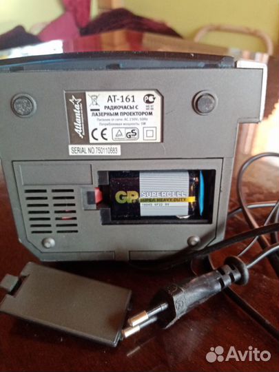 Радио-часы с лазерным проектором