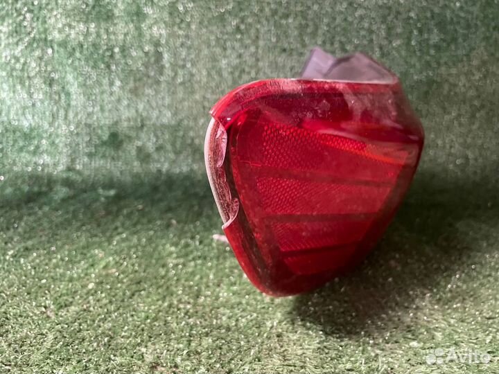 Задний левый фонарь toyota corolla e 150