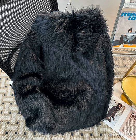 Шуба / Бомбер balenciaga type faux far