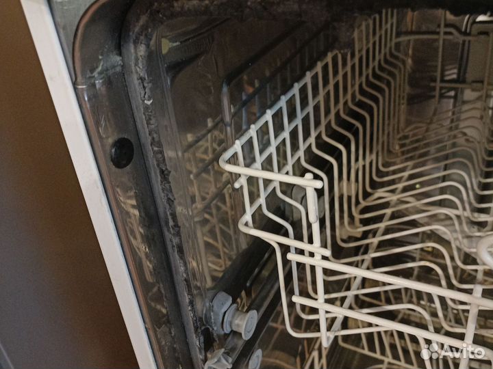 Посудомоечная машина Indesit idl 40