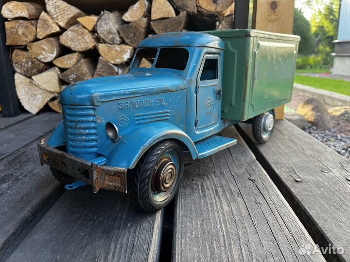 Зис хлебовозка игрушка СССР