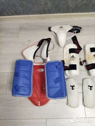 Форма и защита для таэквон-до