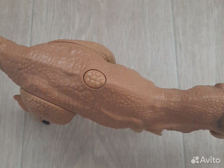 Коллекционная игрушка динозвавра Jurassic World