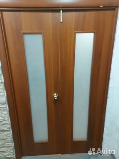 Дверь межкомнатная со стеклом бу