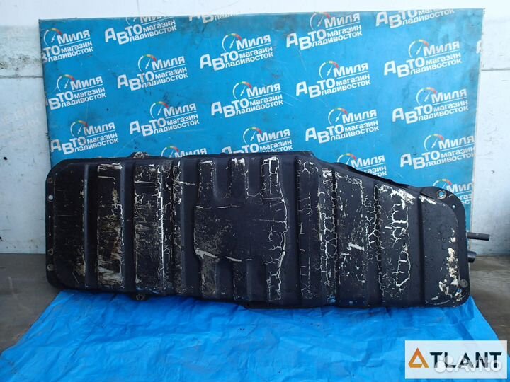 Бензобак nissan serena