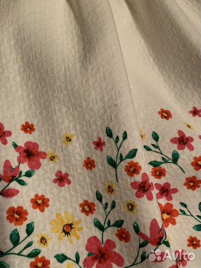 Платье на девочку