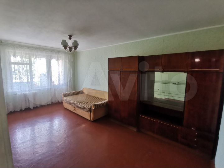 2-к. квартира, 49 м², 2/5 эт.