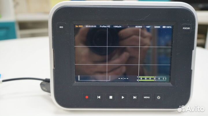 Blackmagic Cinema Camera 2.5k +Yongnuo 35mm + ssd