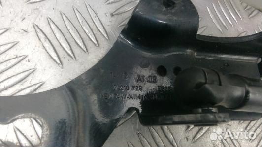 Петля капота BMW X3 F25 (4MB01D501)