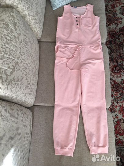 Комбинезон женский 46