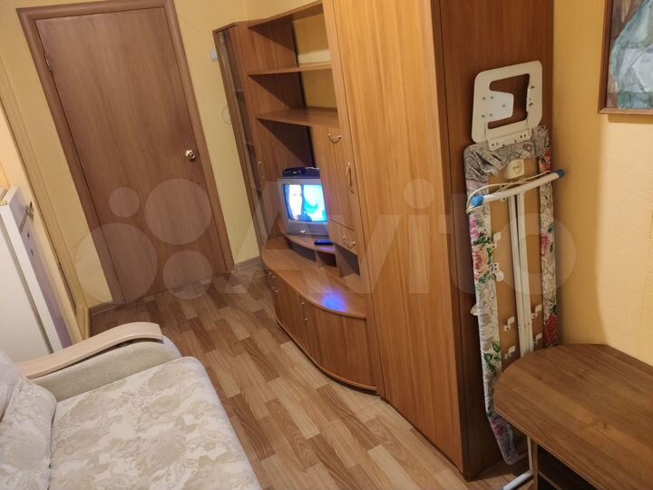 Комната 10 м² в 5-к., 2/5 эт.