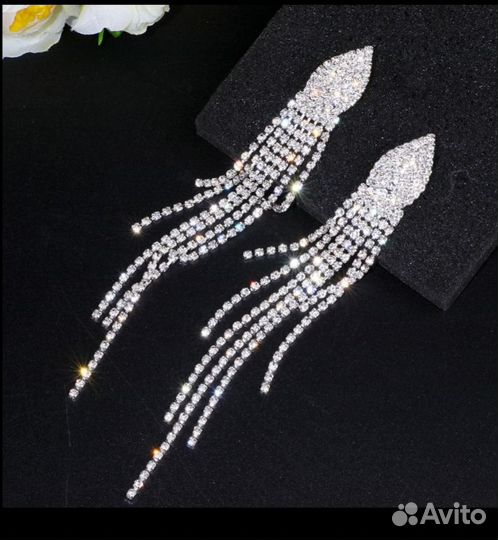 Женские длинные серьги с кисточками