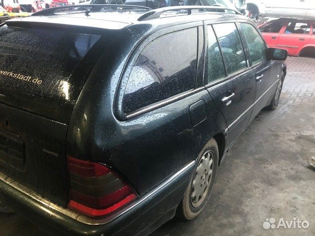 Разбор на запчасти Mercedes C W202