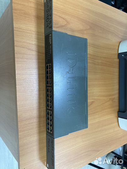 Коммутатор 24 порта