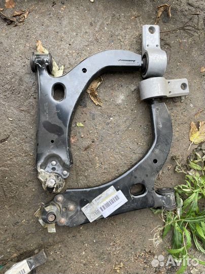 Рычаги подвески Mazda2 перед