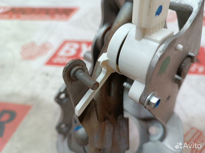 Педаль тормоза Chevrolet Camaro 3.6 2018