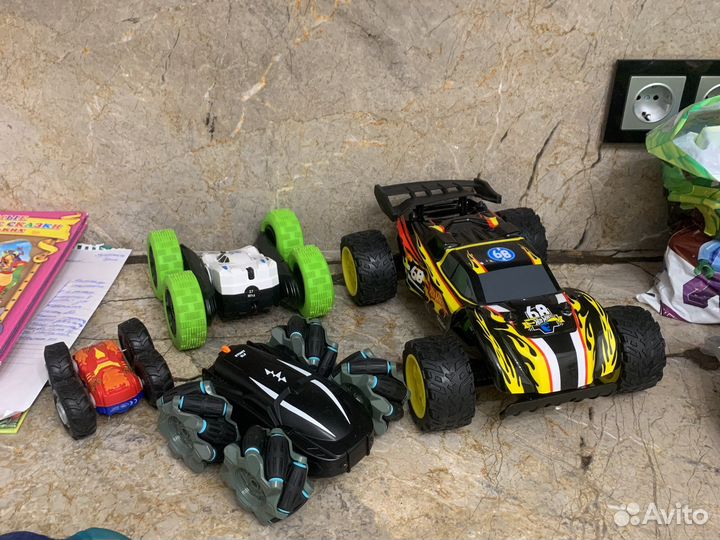 Игрушки машина с пультом 3 штук