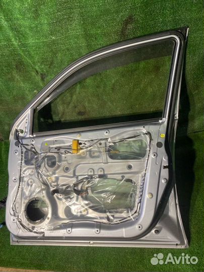 Дверь передняя правая Mitsubishi Outlander CU5W