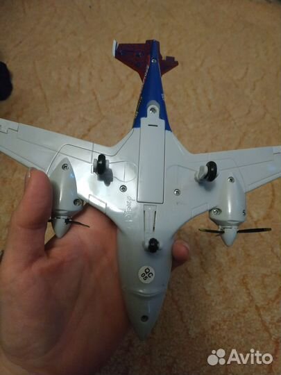 Самолетики Эльчупакабра и Таня