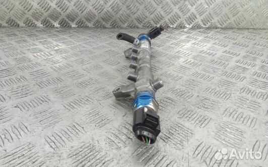 Топливная рампа дизельная audi A6 C7 (DEA25BB01)