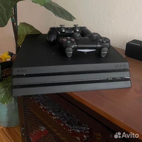 Sony playstation 4 pro (ps4 )