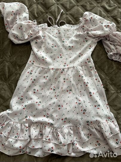 Платье женское