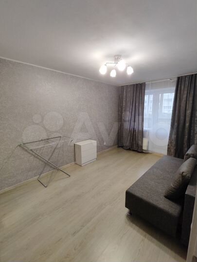 2-к. квартира, 50 м², 1/5 эт.