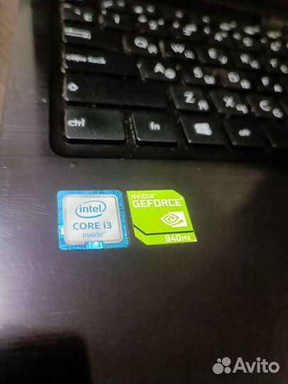 Ноутбук Asus / i3-6100U / 940MX / за запчасти