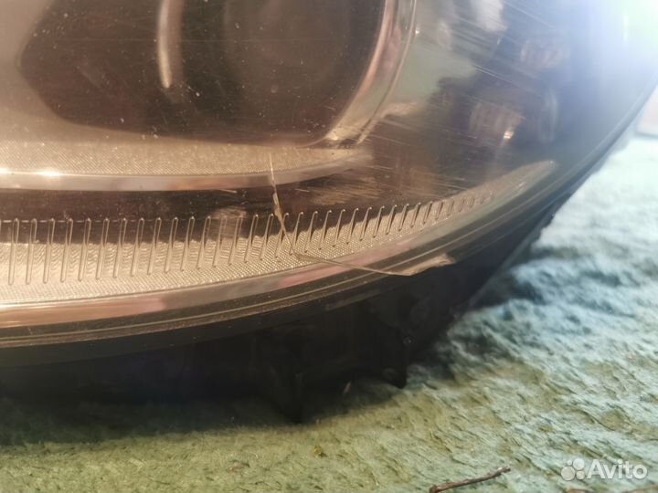 Левая фара volkswagen tiguan