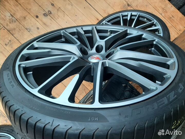 Комплект оригинальных колес r21 Maserati Levante