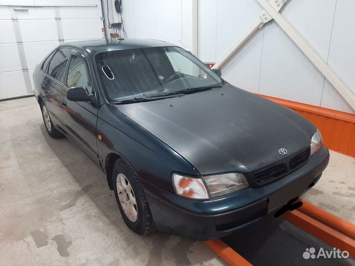 Toyota Carina E, 1996