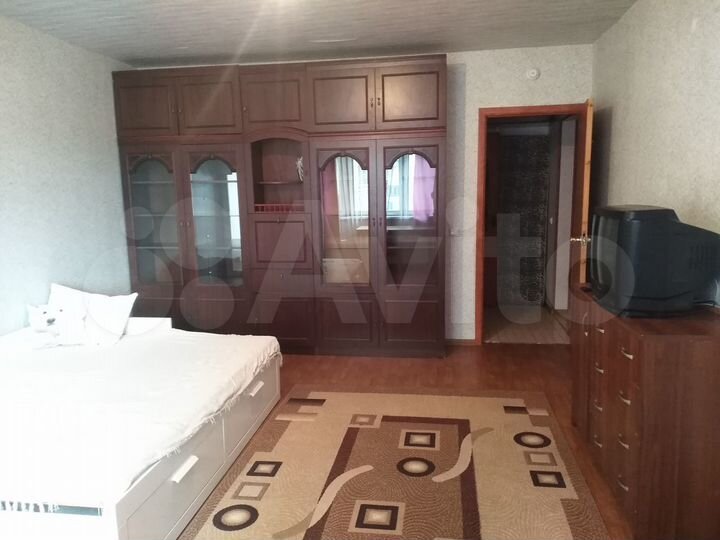 Комната 24 м² в 3-к., 2/19 эт.