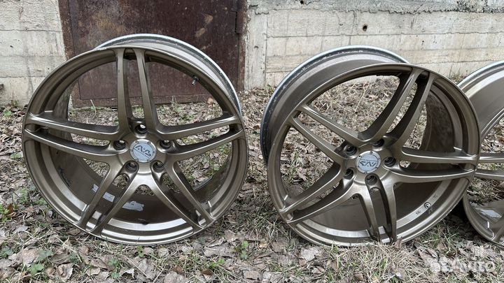 Диски с резиной AVS model 5 R19 5x114,3 ET+45 JJ 8