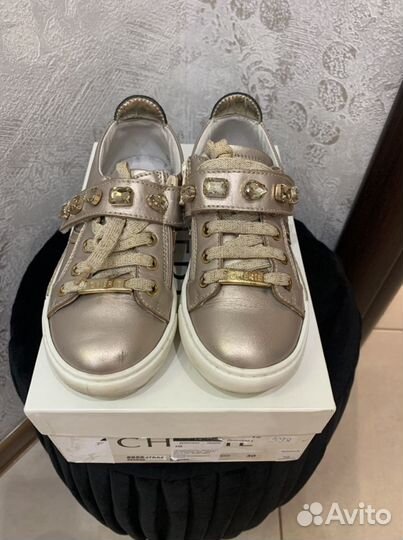 Кроссовки для девочки