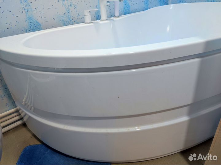 Акриловая ванна угловая