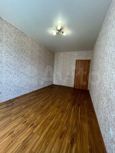 2-к. квартира, 86 м², 8/16 эт.