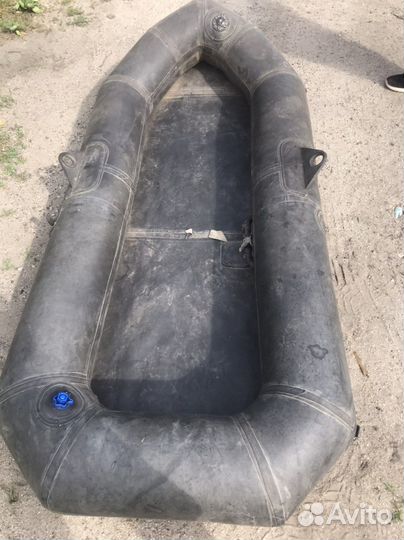 Лодка надувная резиновая