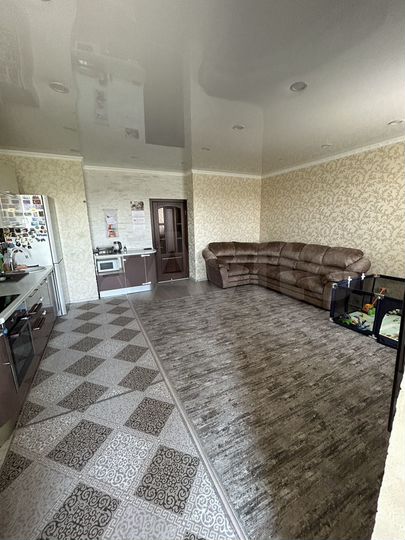 2-к. квартира, 62 м², 14/15 эт.