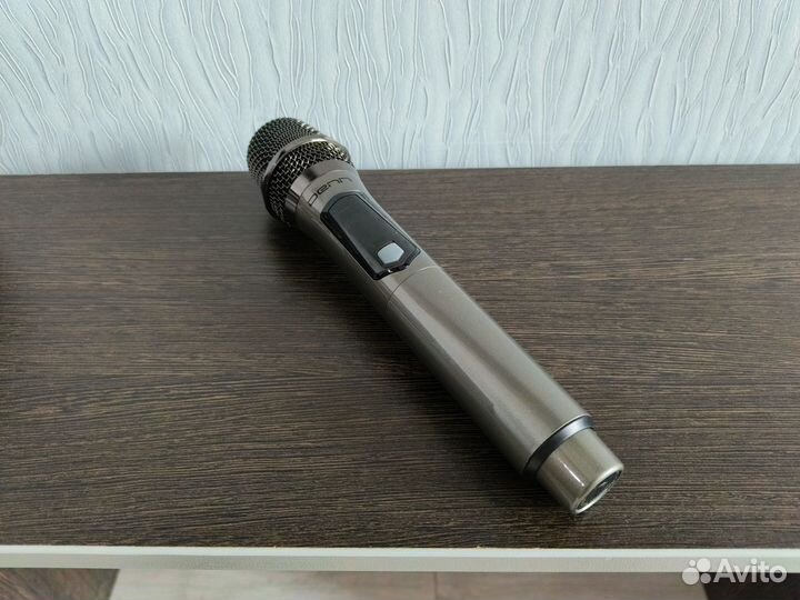 Микрофон для караоке беспроводной