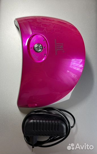 UV/LED лампа для ногтей