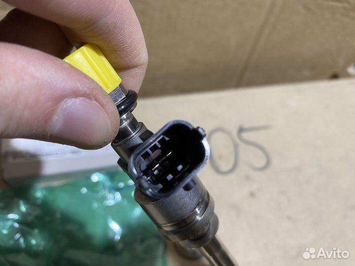 Форсунка топливная Porsche Cayenne 948605230AX Нов