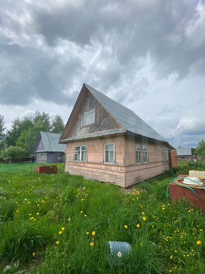 Дом 54 м² на участке 10 сот.