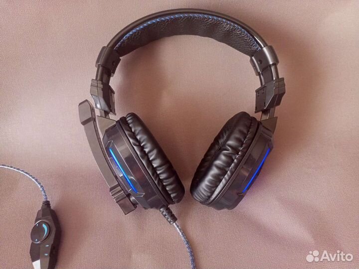 Игровые наушники с микрофоном