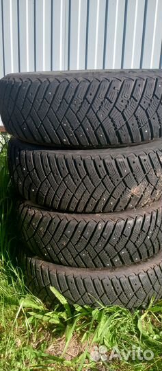 Goodyear UltraGrip 15/65 88T