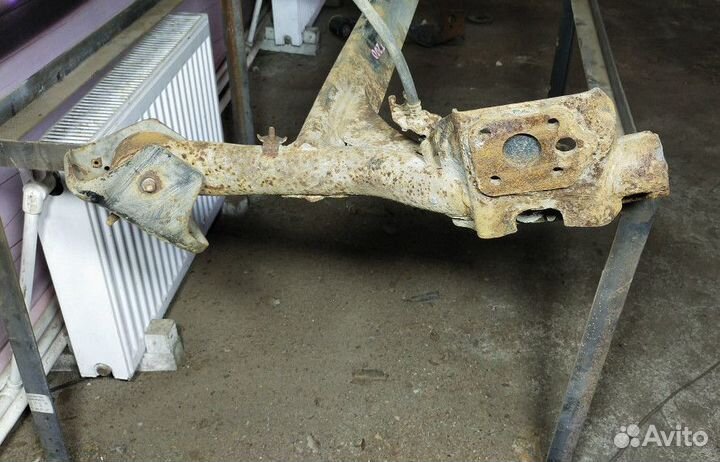 Балка задняя Chevrolet Aveo T200