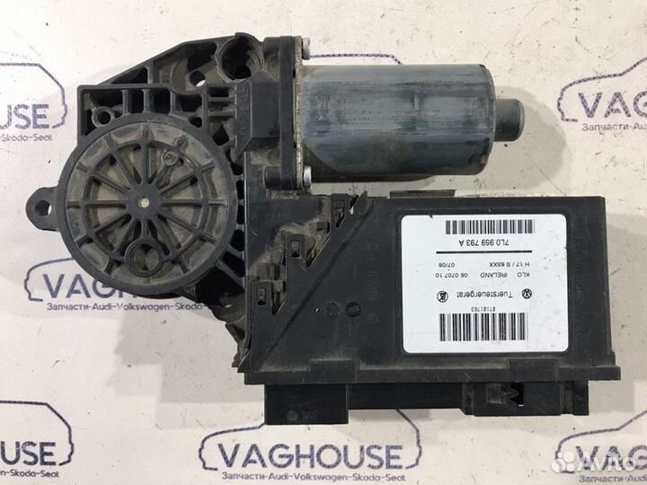 Мотор стеклоподъемника передний левый Volkswagen