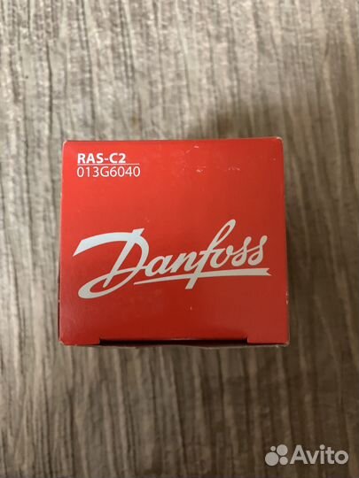 Терморегулятор Danfoss 013G6040