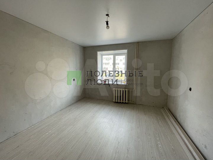 2-к. квартира, 48 м², 1/5 эт.