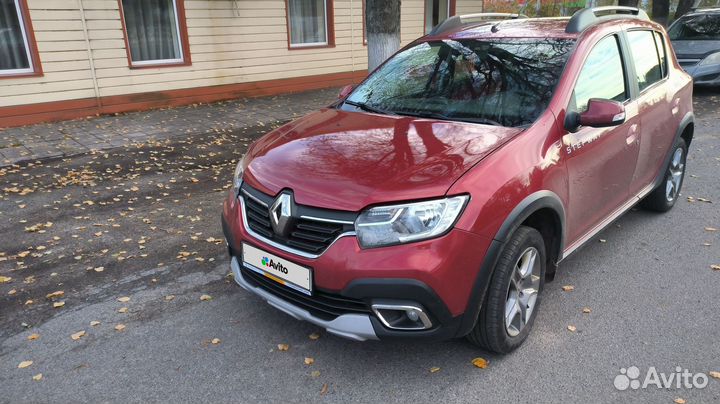 Renault Sandero Stepway 1.6 AT, 2019, 90 222 км