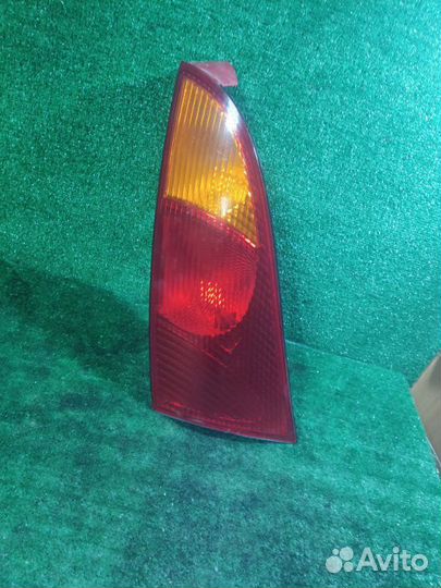 Фонарь задний левый Ford Focus 1